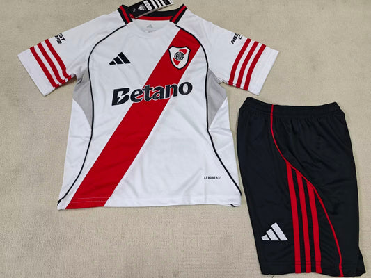 25/26 Kids River Plate Home Size 16-30