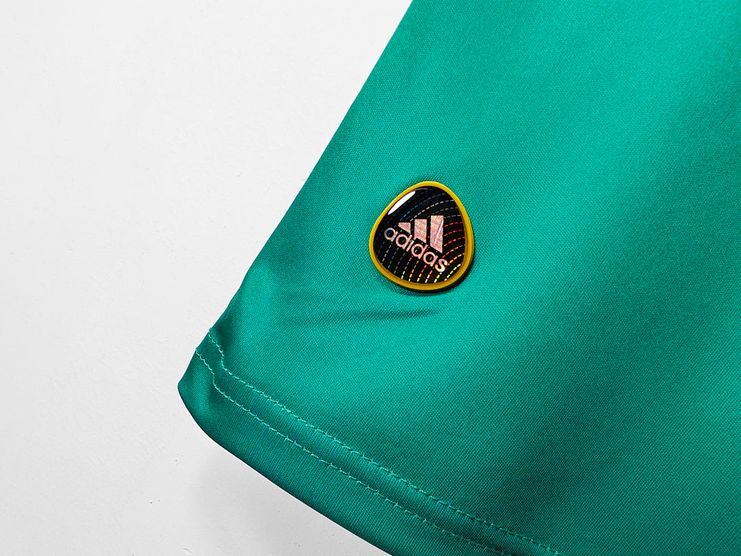 Retro 2010 Spain Goalkeeper Green S-XXL7