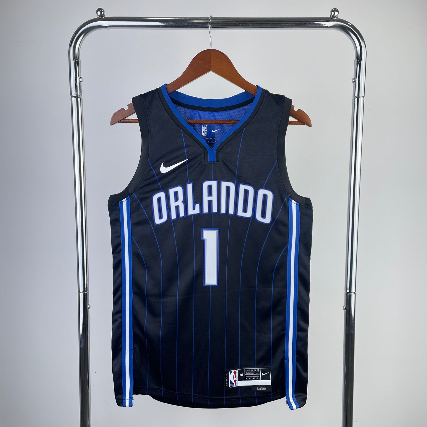 23 Season Magic Black Stripes 1 # McGrady