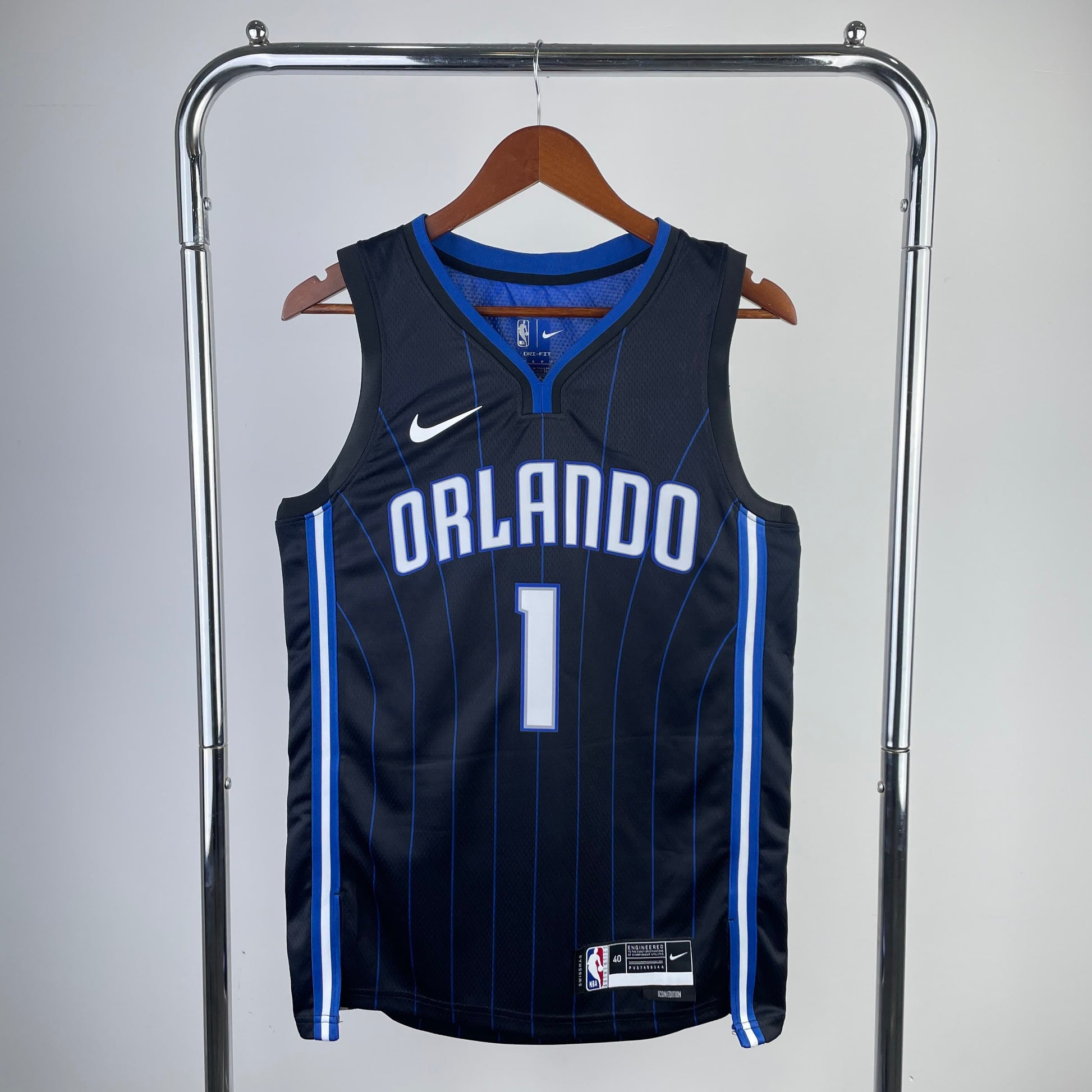23 Season Magic Black Stripes 1 # McGrady
