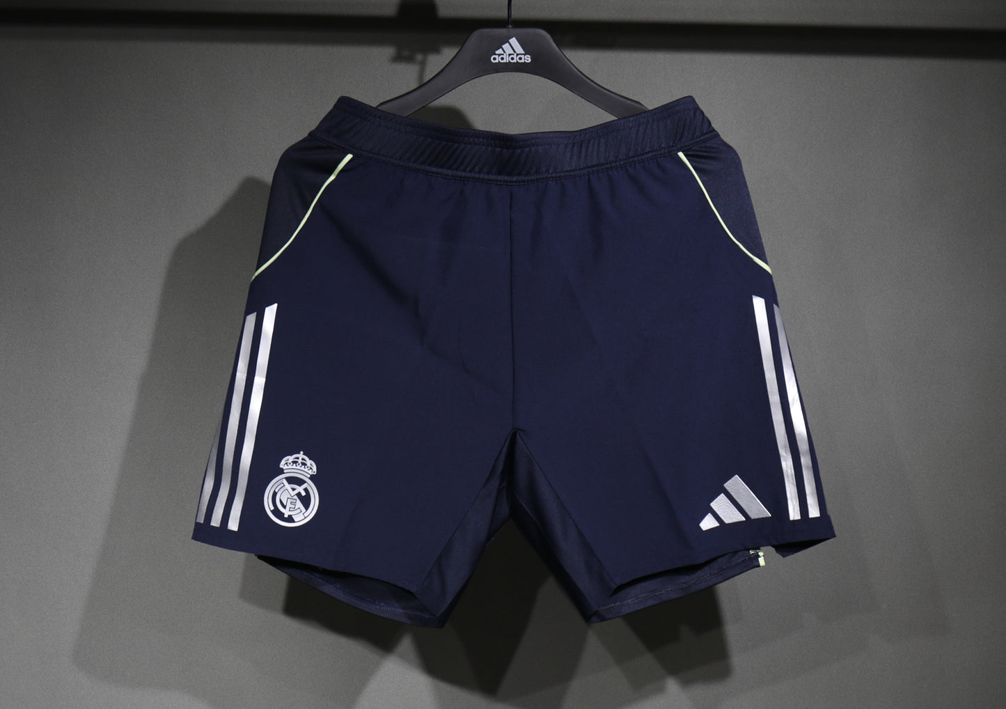 25/26 Real Madrid away player shorts S-3XL
