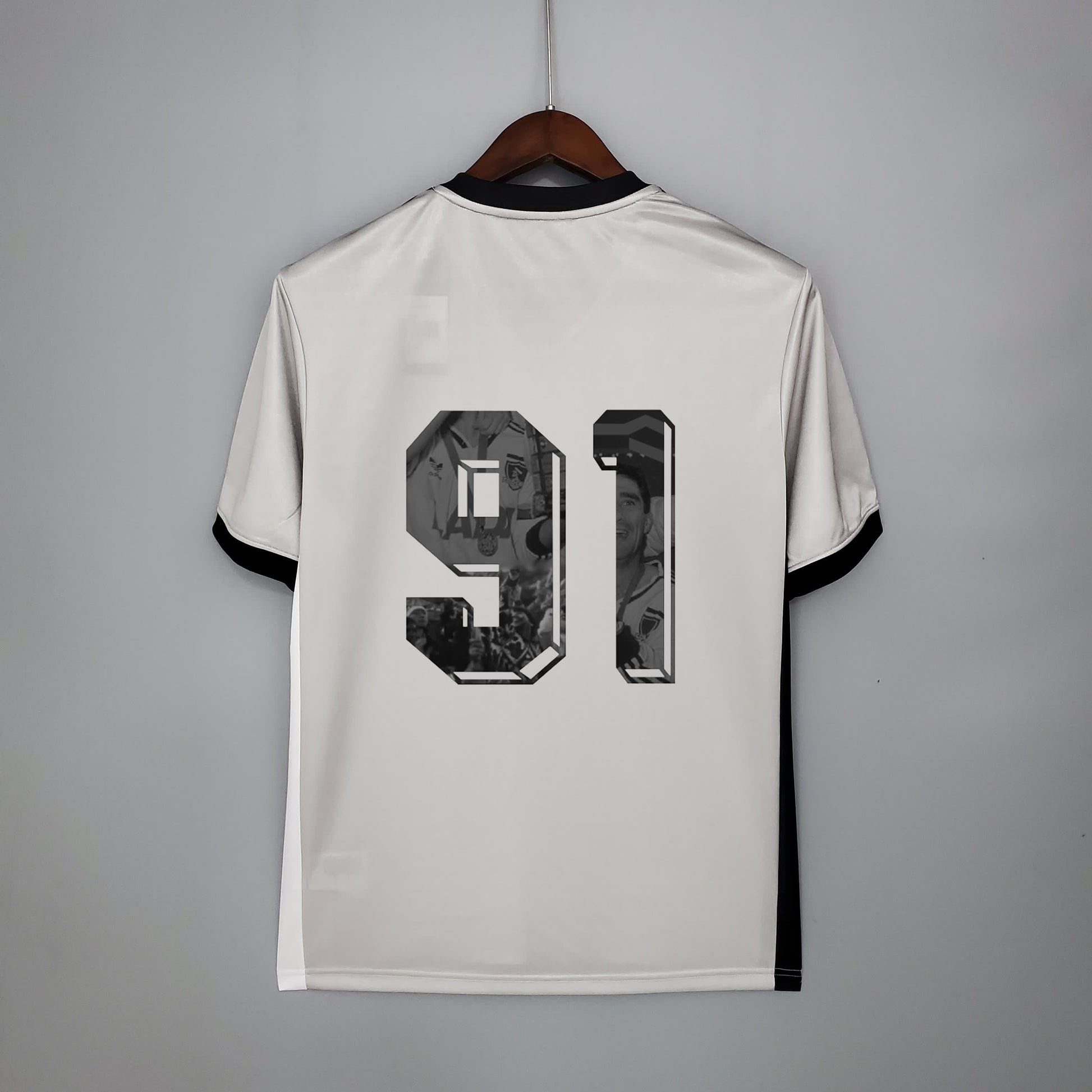 21-22 COLO-COLO 1991 LIBERTADORES ANIVERSARIO SHIRT