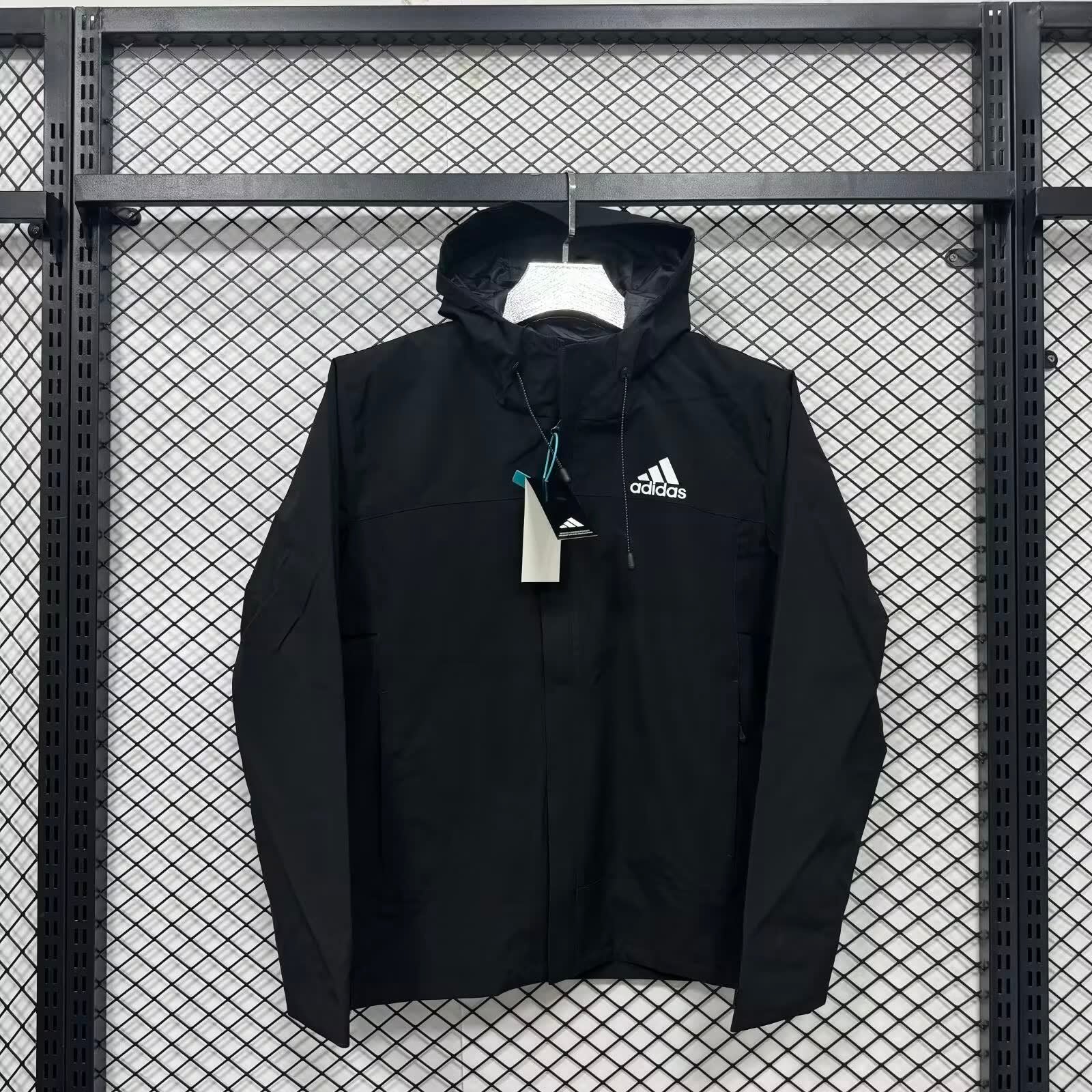 F709 Adidas