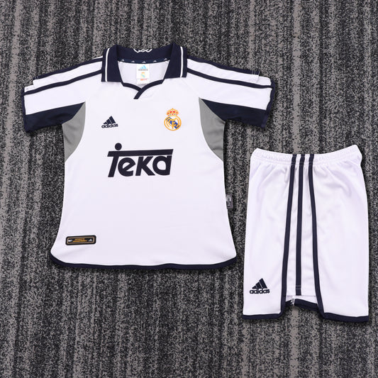 Retro Kids 2000/01 Real Madrid home Size16-28