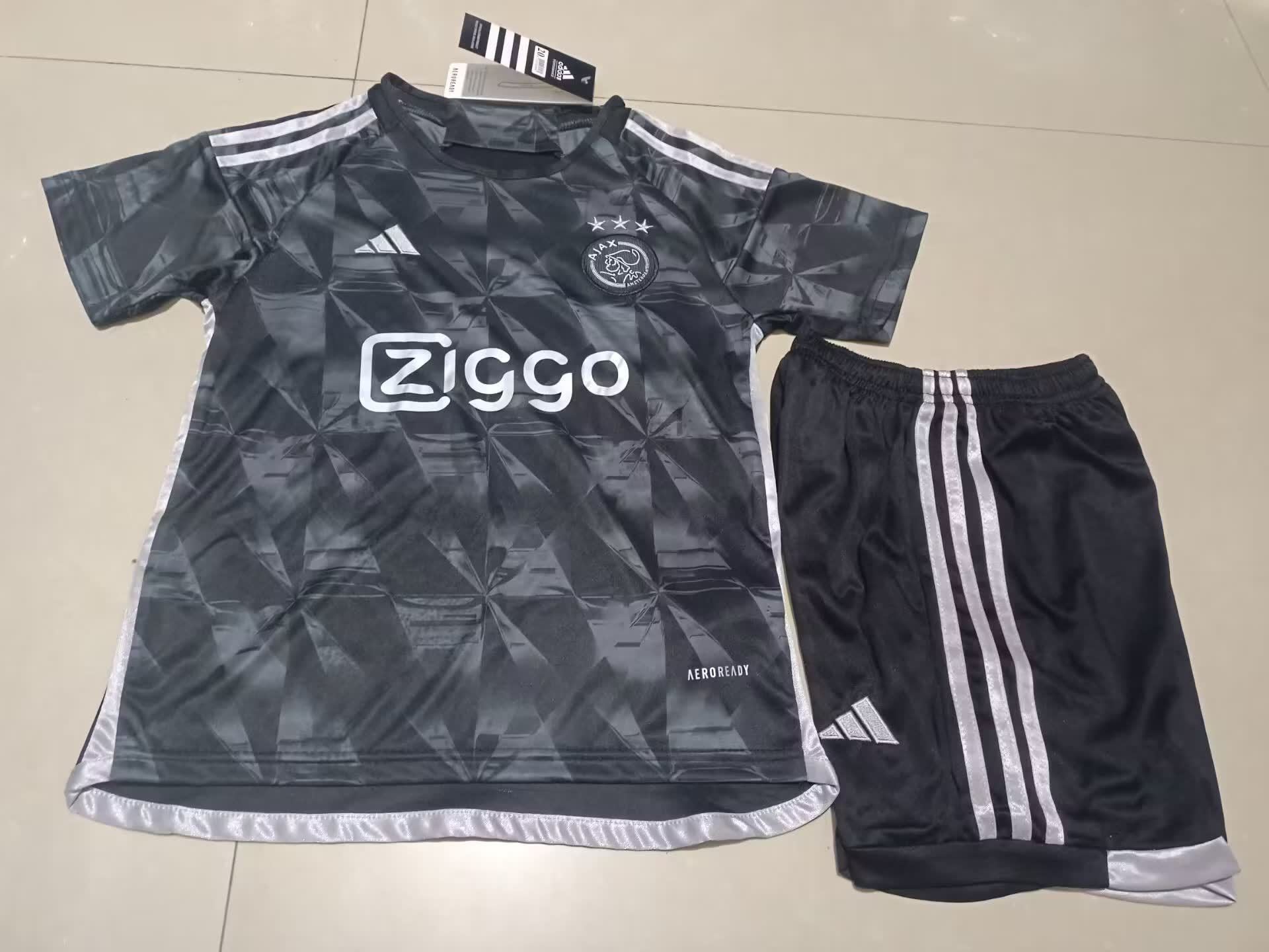 23/24 Kids # Ajax Second Away