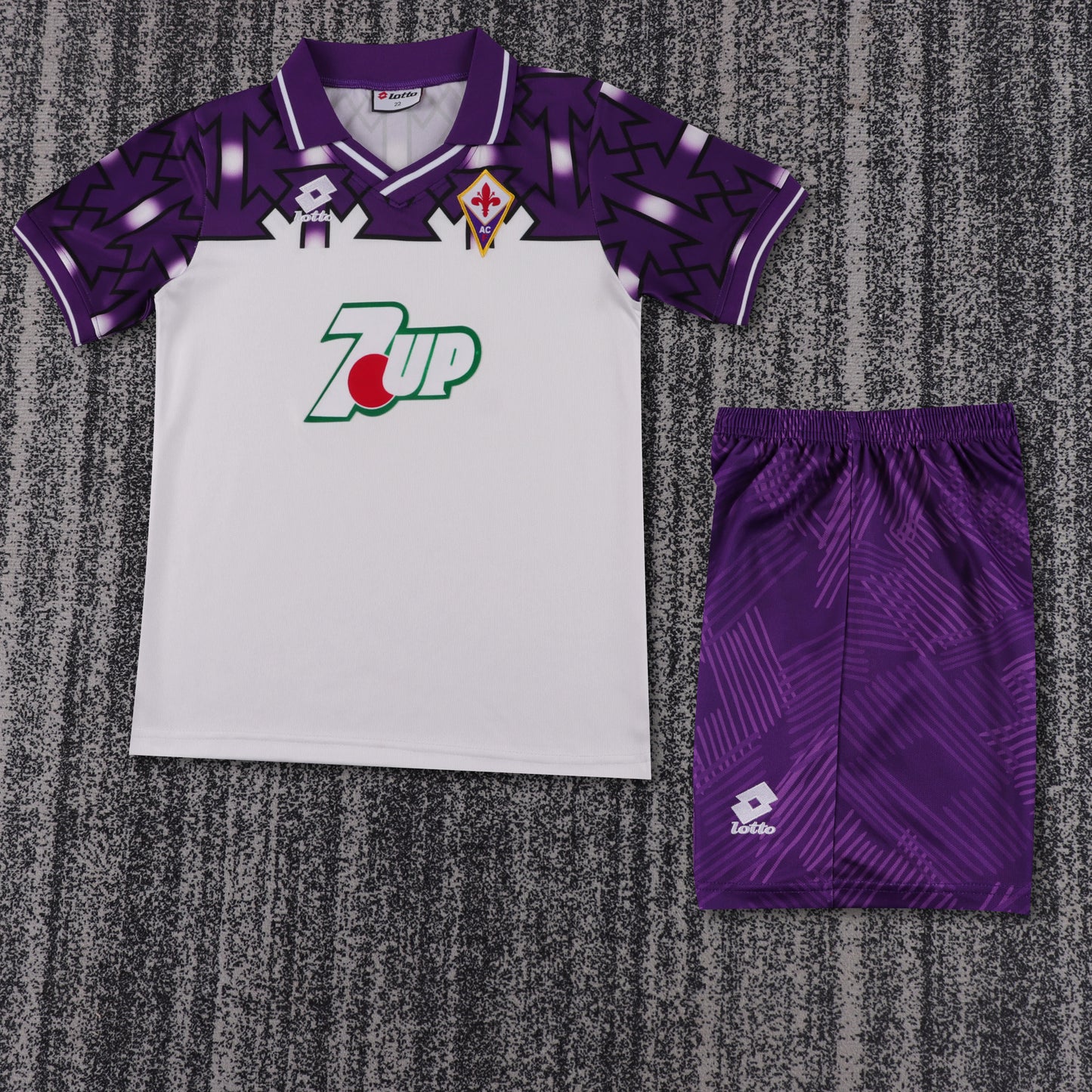 Retro Kids 1992/93 Fiorentina away Size: 16-28