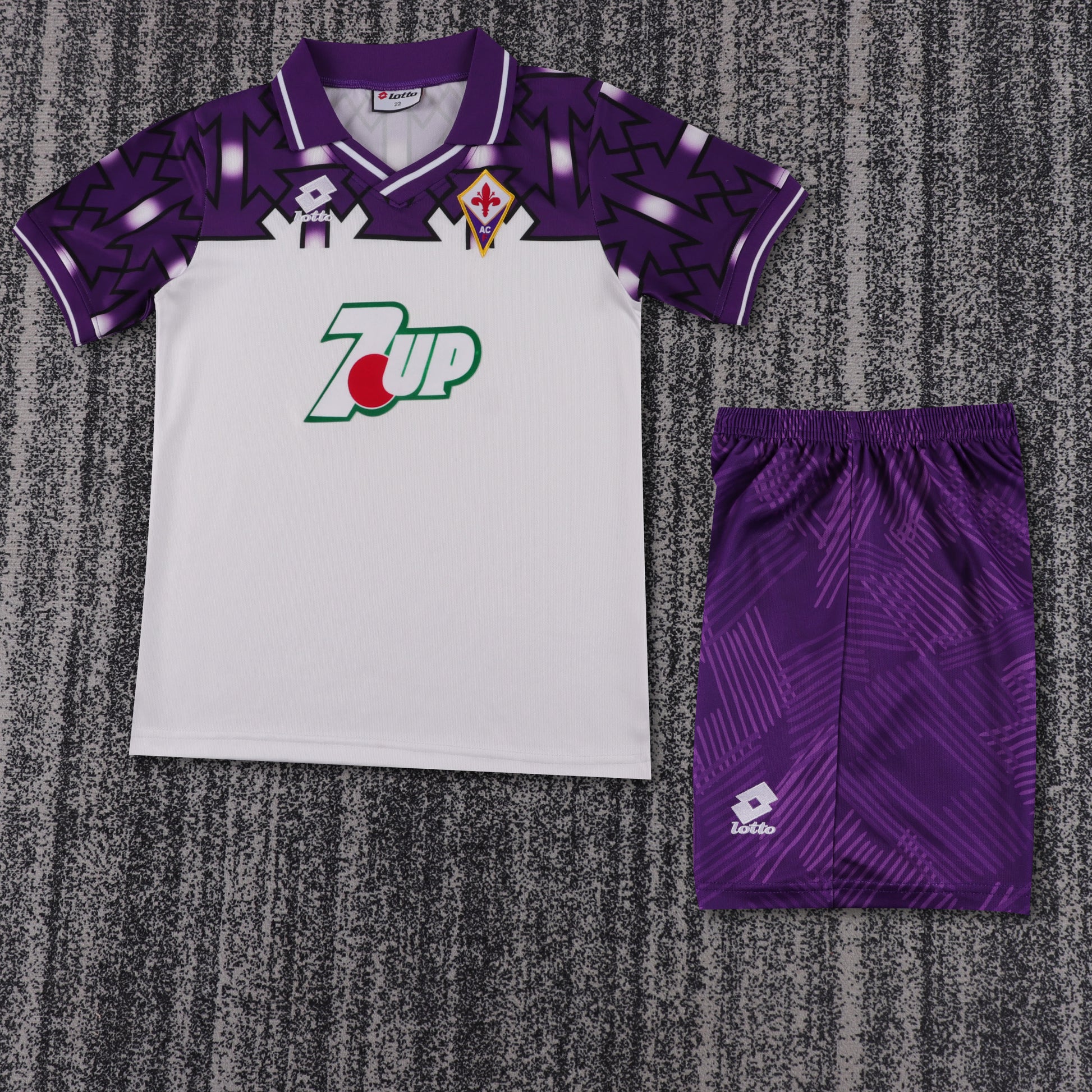 Retro Kids 1992/93 Fiorentina away Size: 16-28