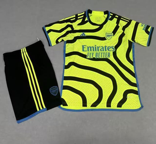 23/24 Arsenal away set