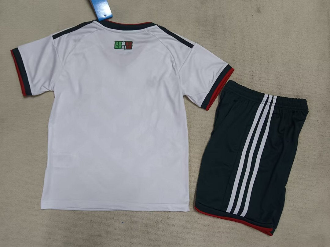 /27 Kids Mexico away Size16-285