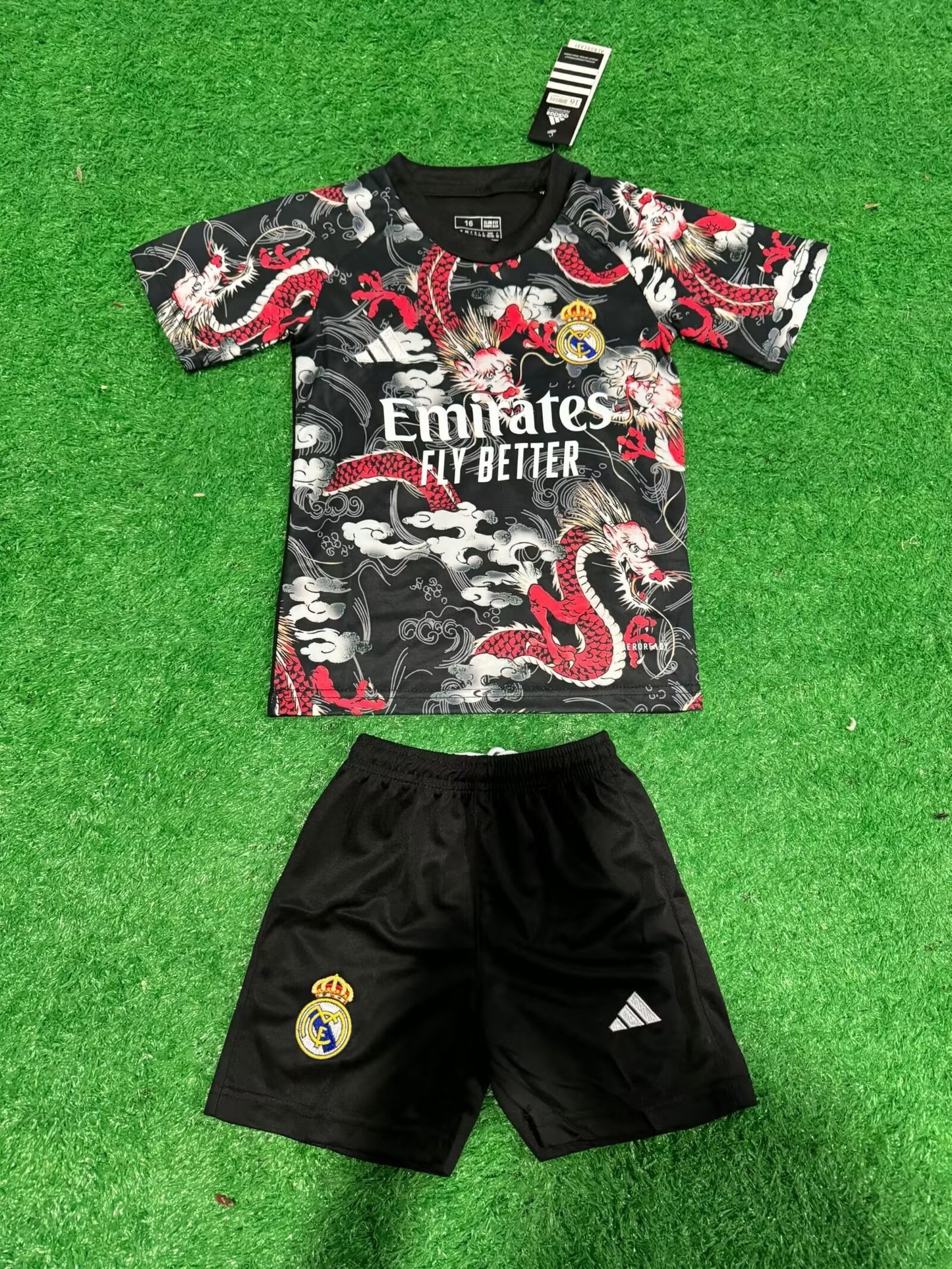 24/25 Kids Real Madrid Dragon Special Black Size 16~28