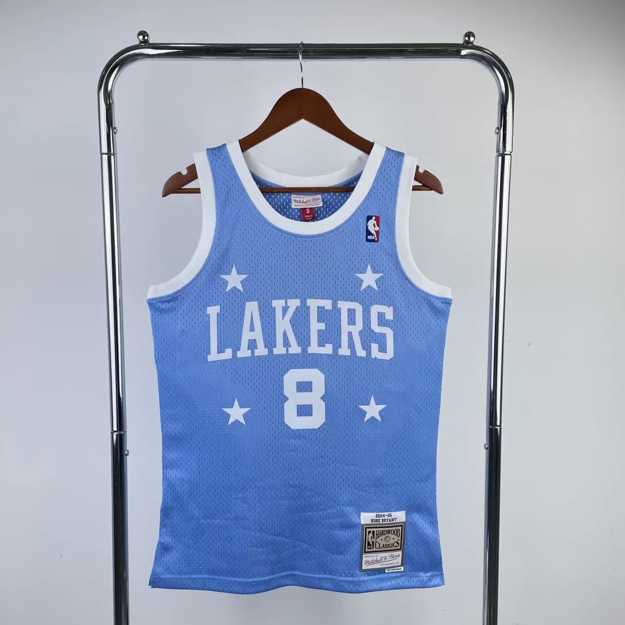 Los Angeles Lakers Kobe Bryant Mitchell & Ness 2004-05 Powder Blue Hardwood Classics Swingman Jersey