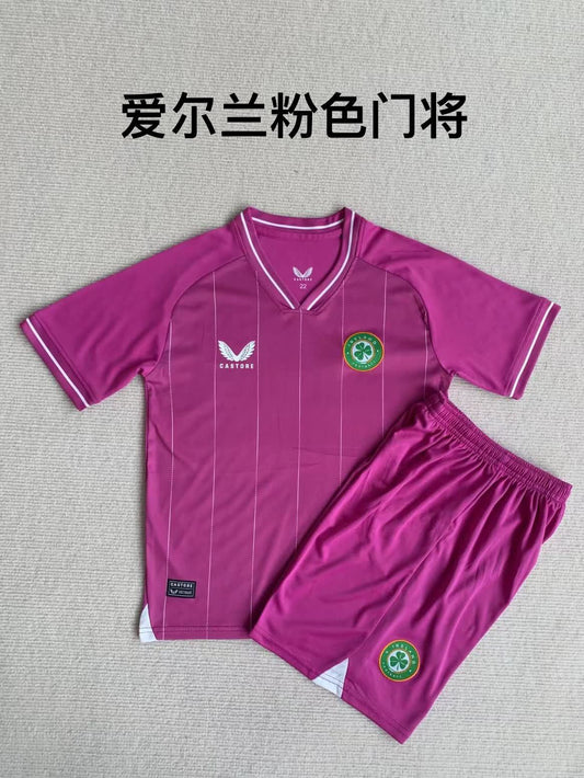 23/24 Ireland Pink Goalkeeper