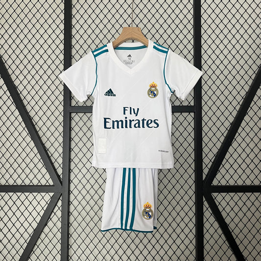 Kids # 17/18 Retro Real Madrid Home