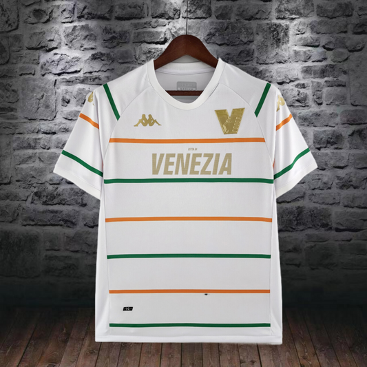 22/23 Venezia away