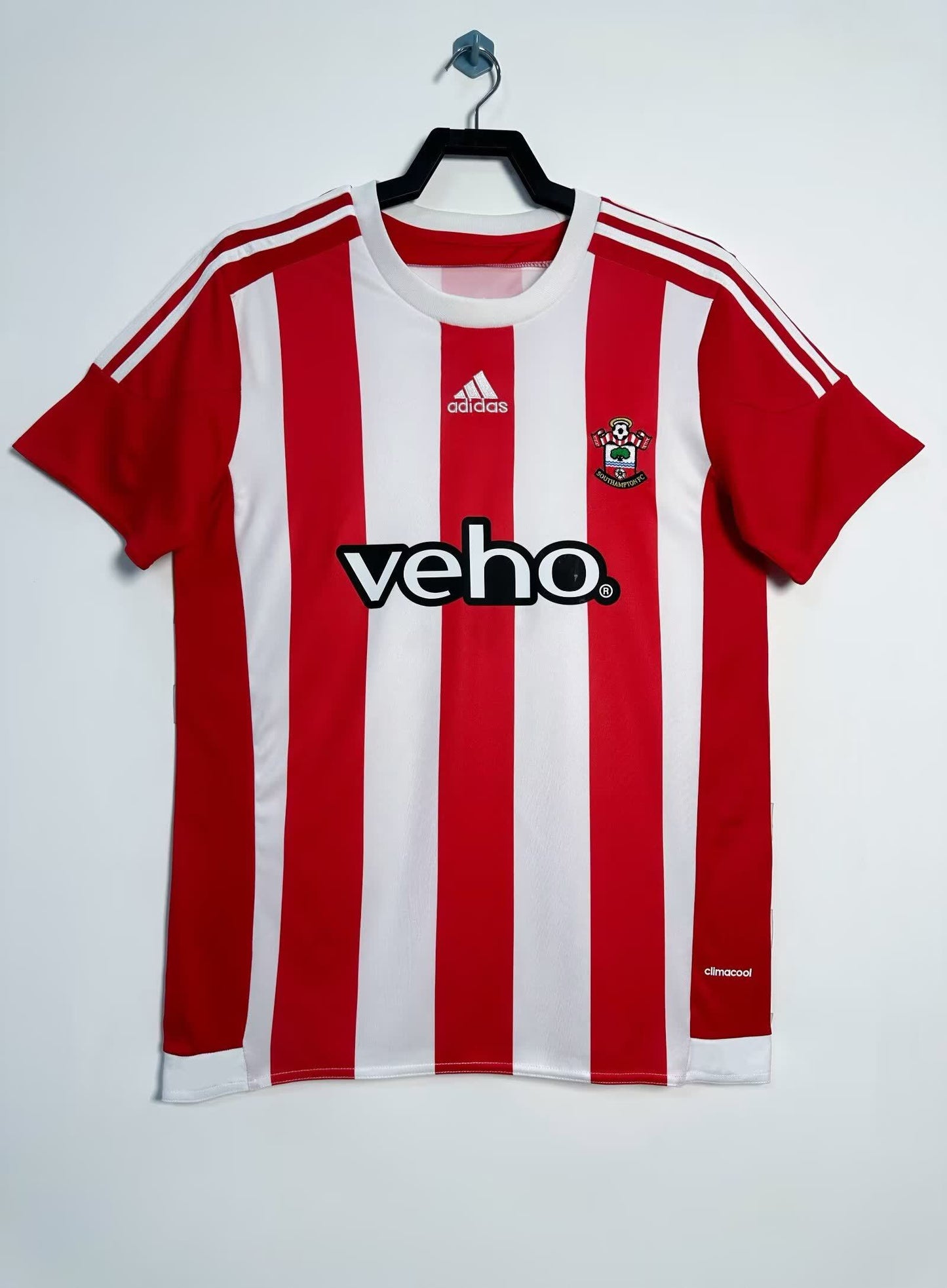 Retro 2015/16 Southampton home S-XXL