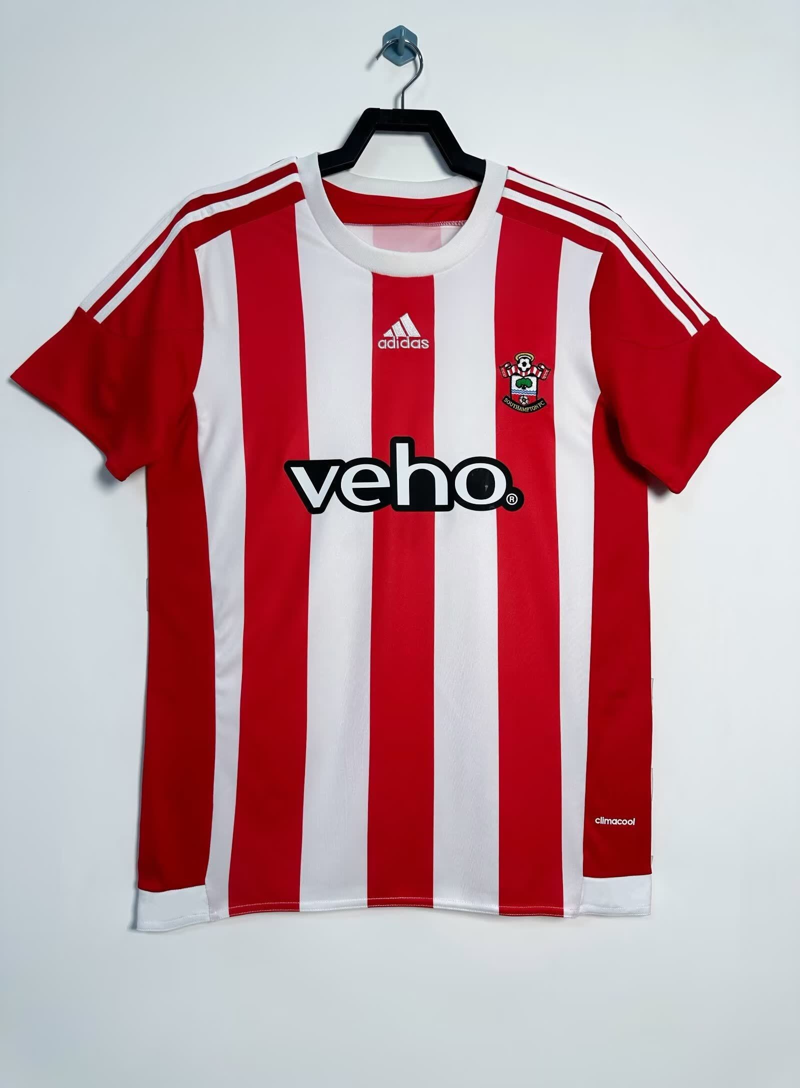 Retro 2015/16 Southampton home S-XXL