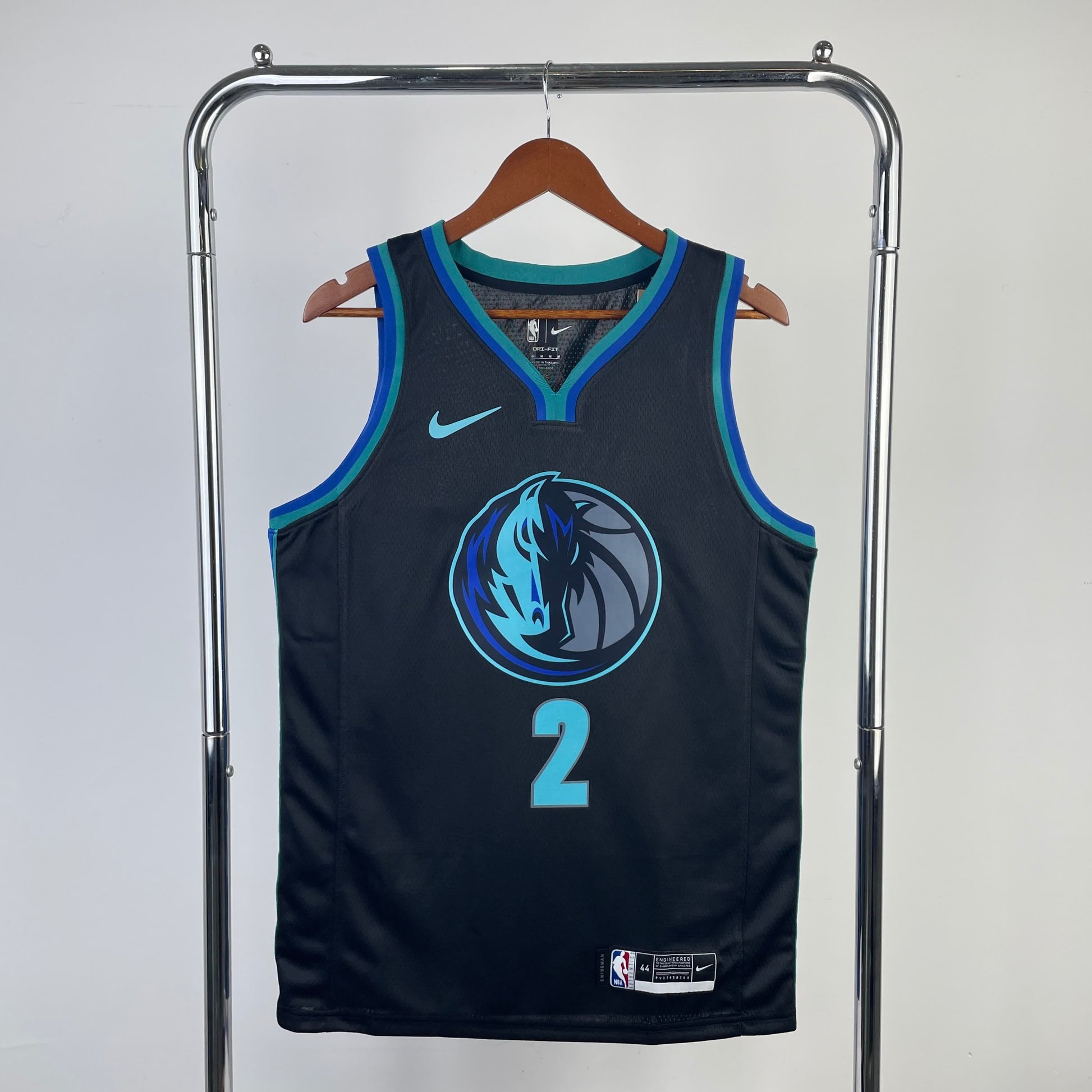 Dallas Mavericks Big Bull Head 2 # Irving