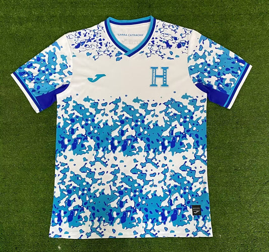 23/24 Honduras Second away