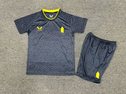24/25 Kids Everton away Size: 16-28
