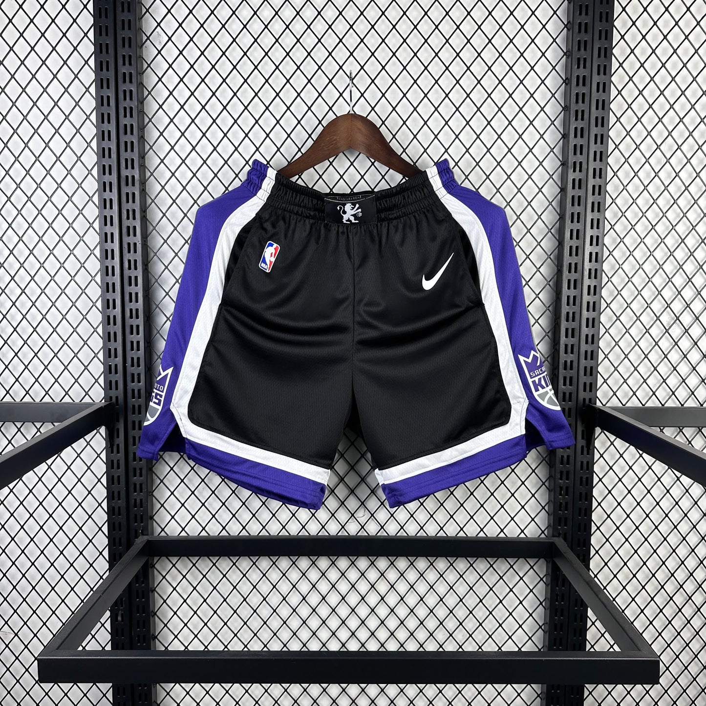 24 season Kings away black shorts