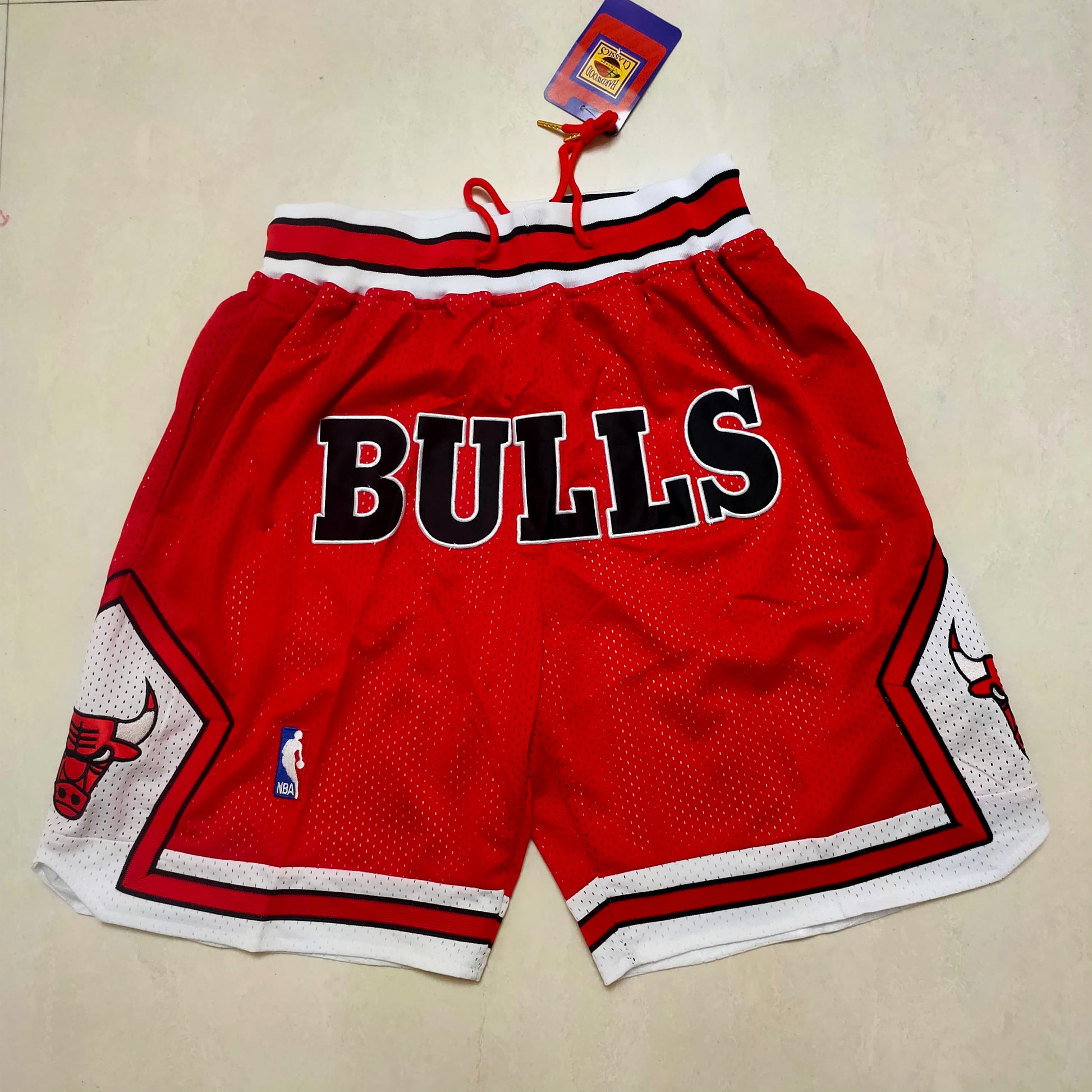Bulls Red Jaston Vintage Pocket Shorts