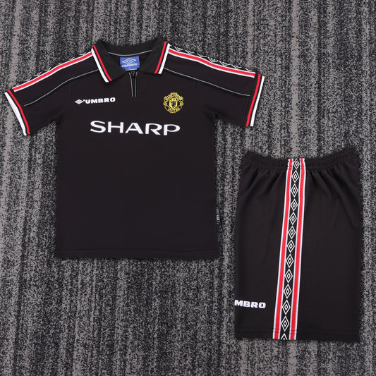 Retro Kids 1998/99 Manchester United away Size 16-28