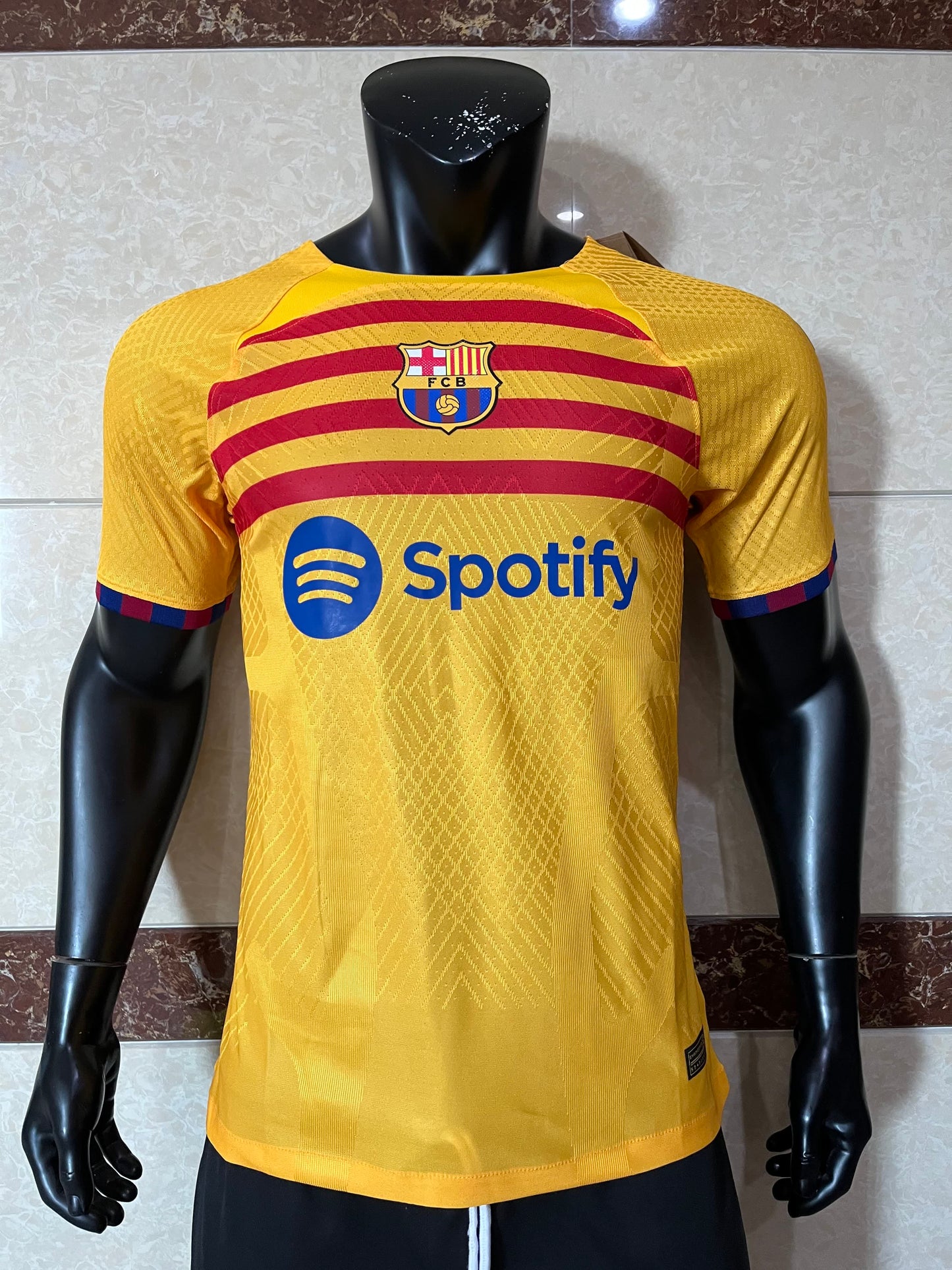 22-23 Barcelona's third away player version