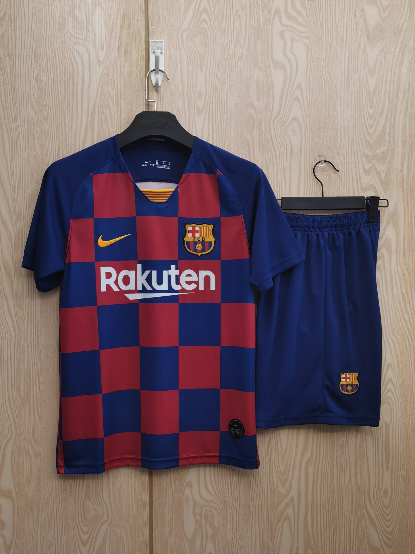 19/20 Barcelona Home