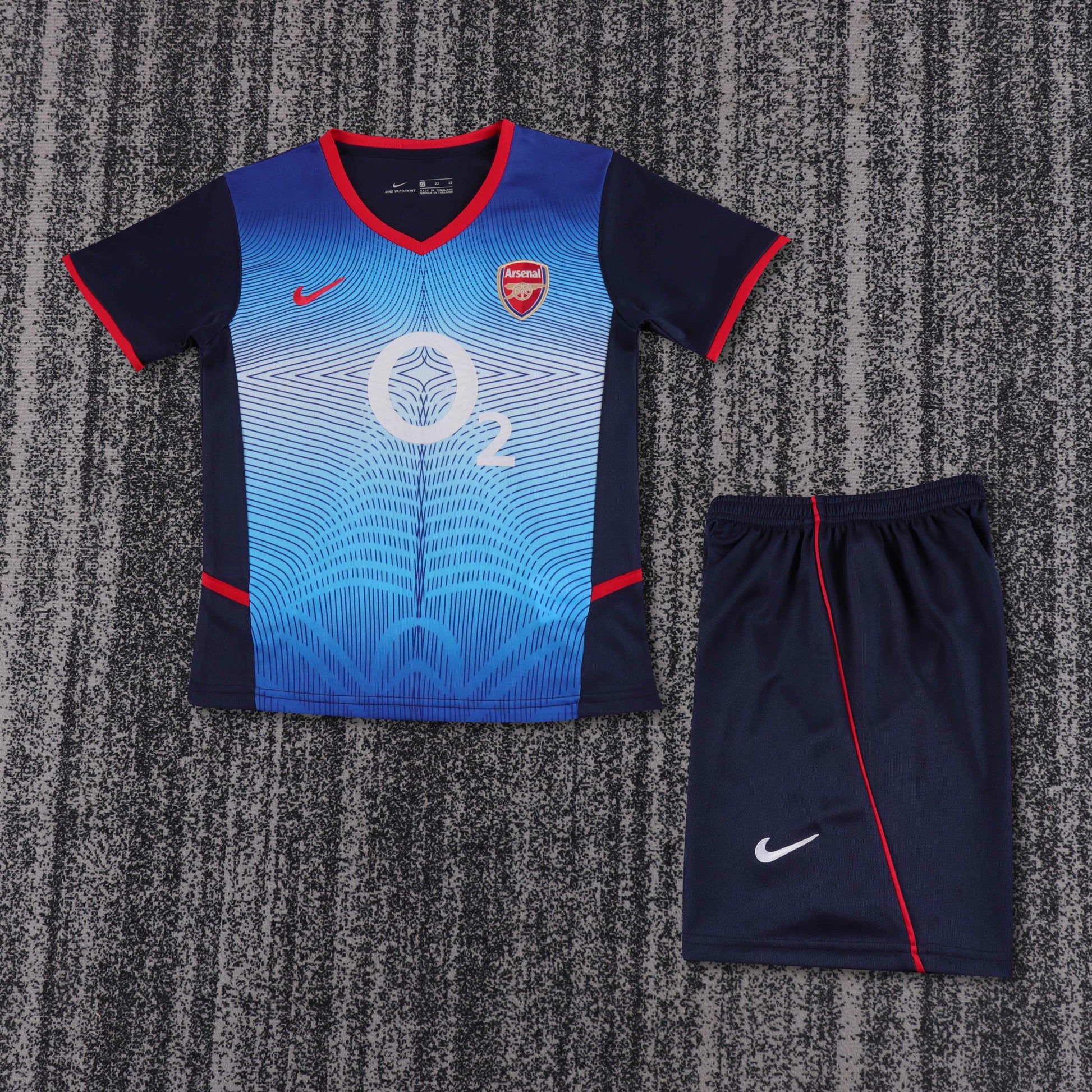 Retro Kids 2002/04 Arsenal away Size: 16-28