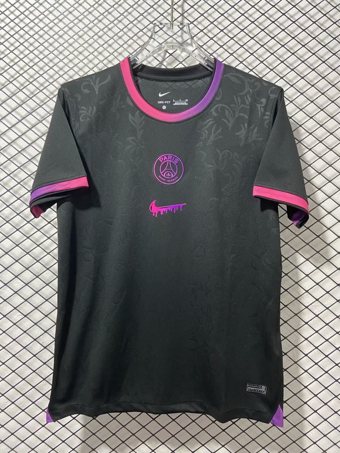 24/25 PSG pre match training uniform
