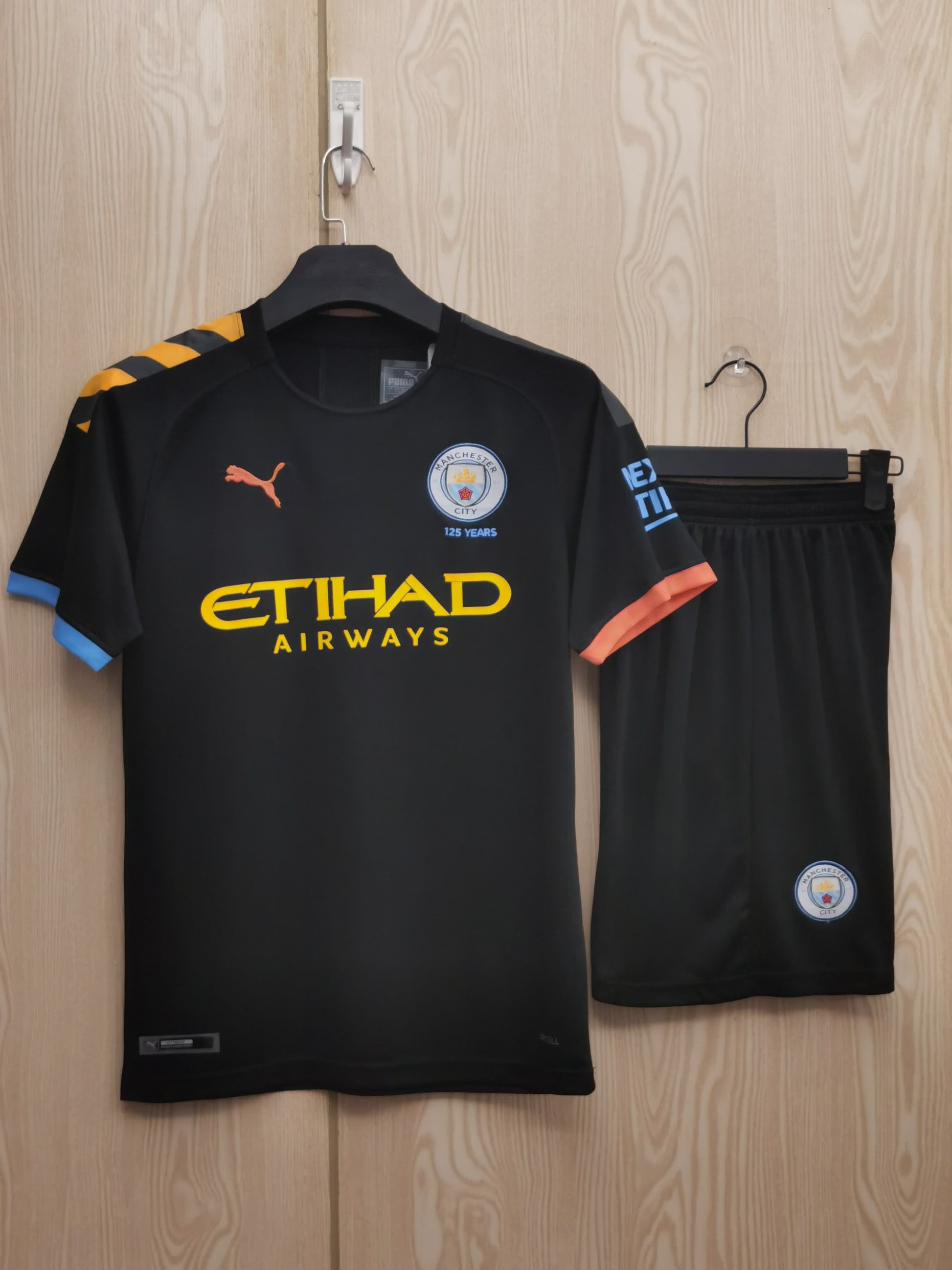 19/20 Manchester City away