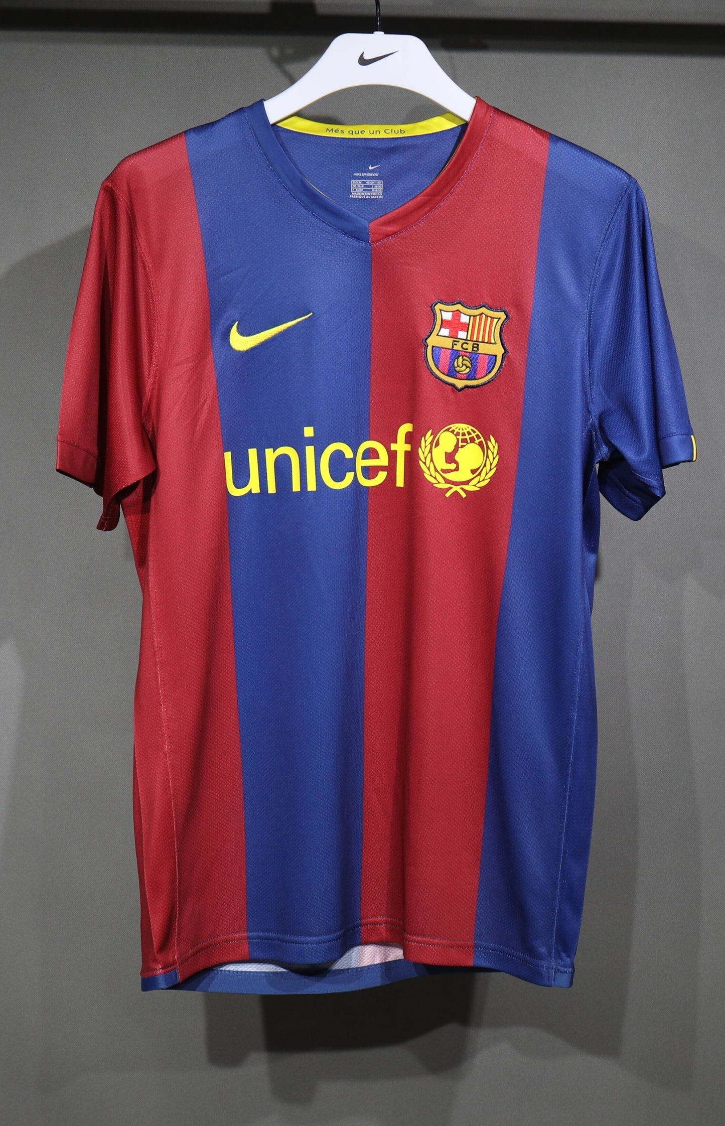 Retro 2006/07 Barcelona home player edition S-3XL