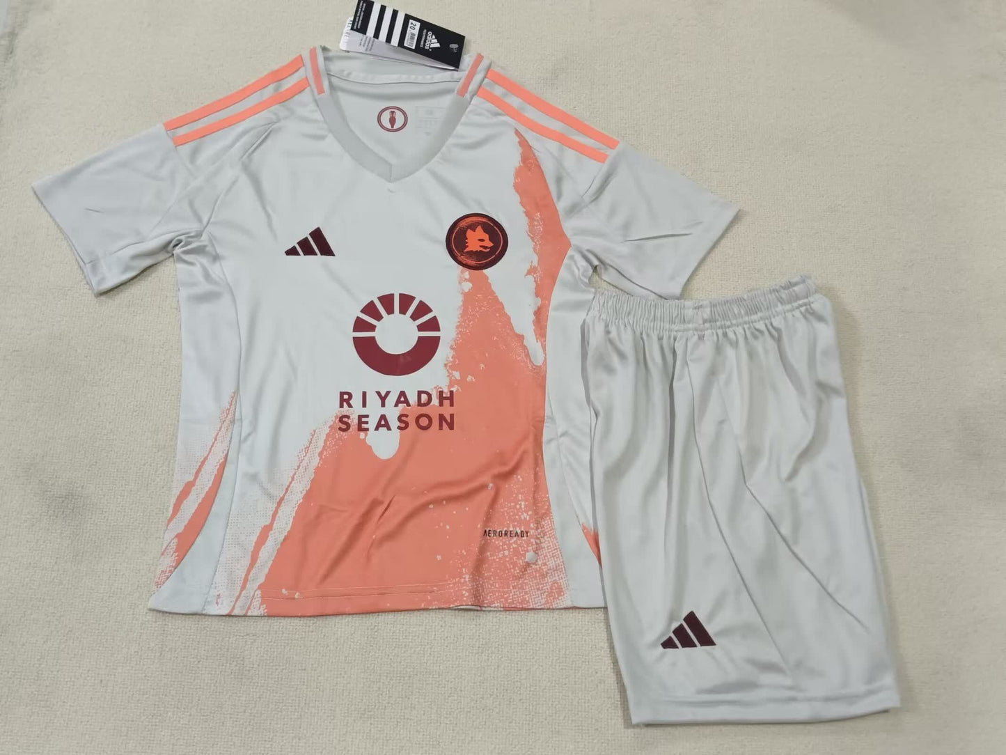 24/25 Kids Roma away Size: 16-28