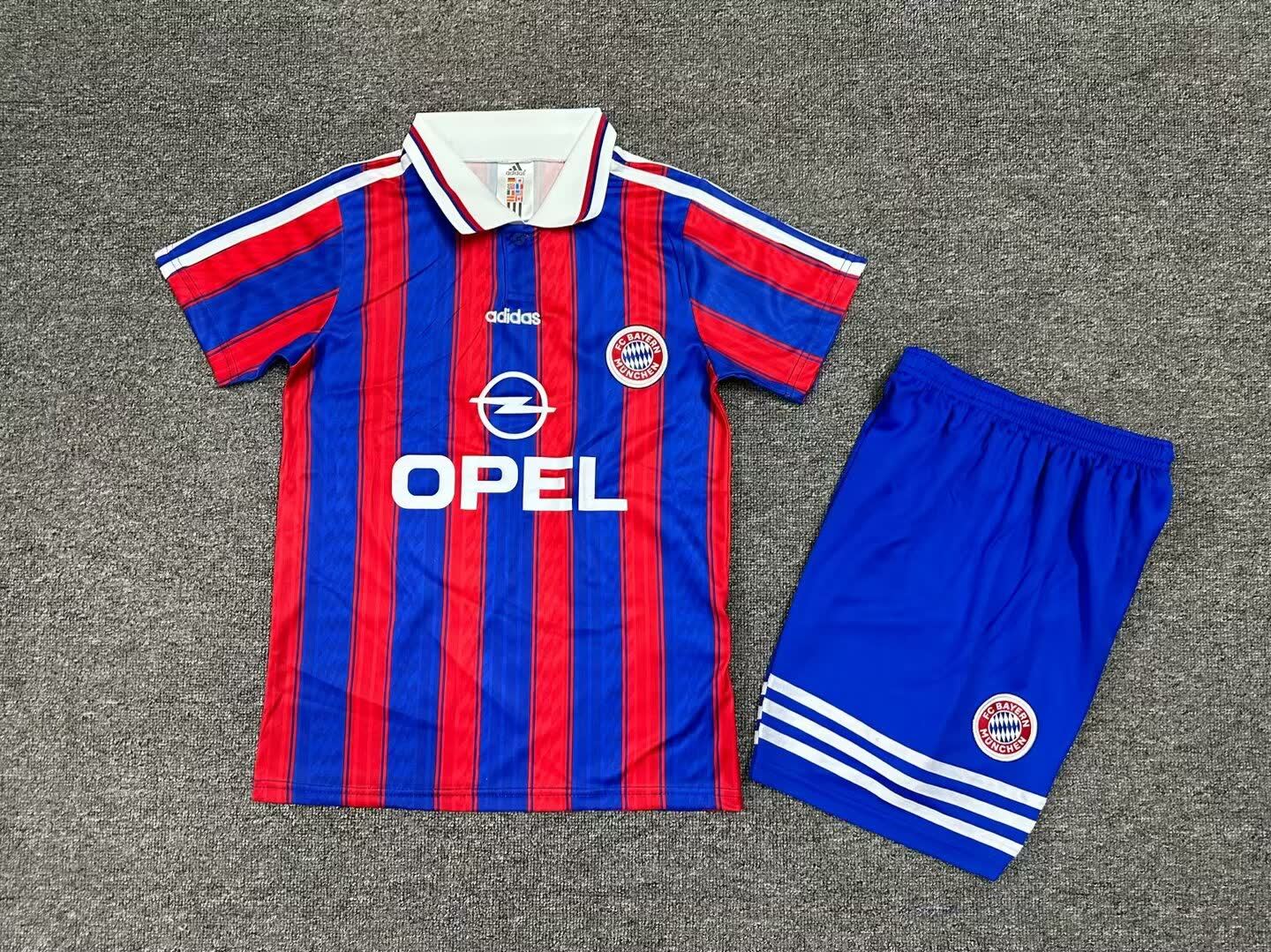 Retro Kids 95/97 Bayern home size: 16-28