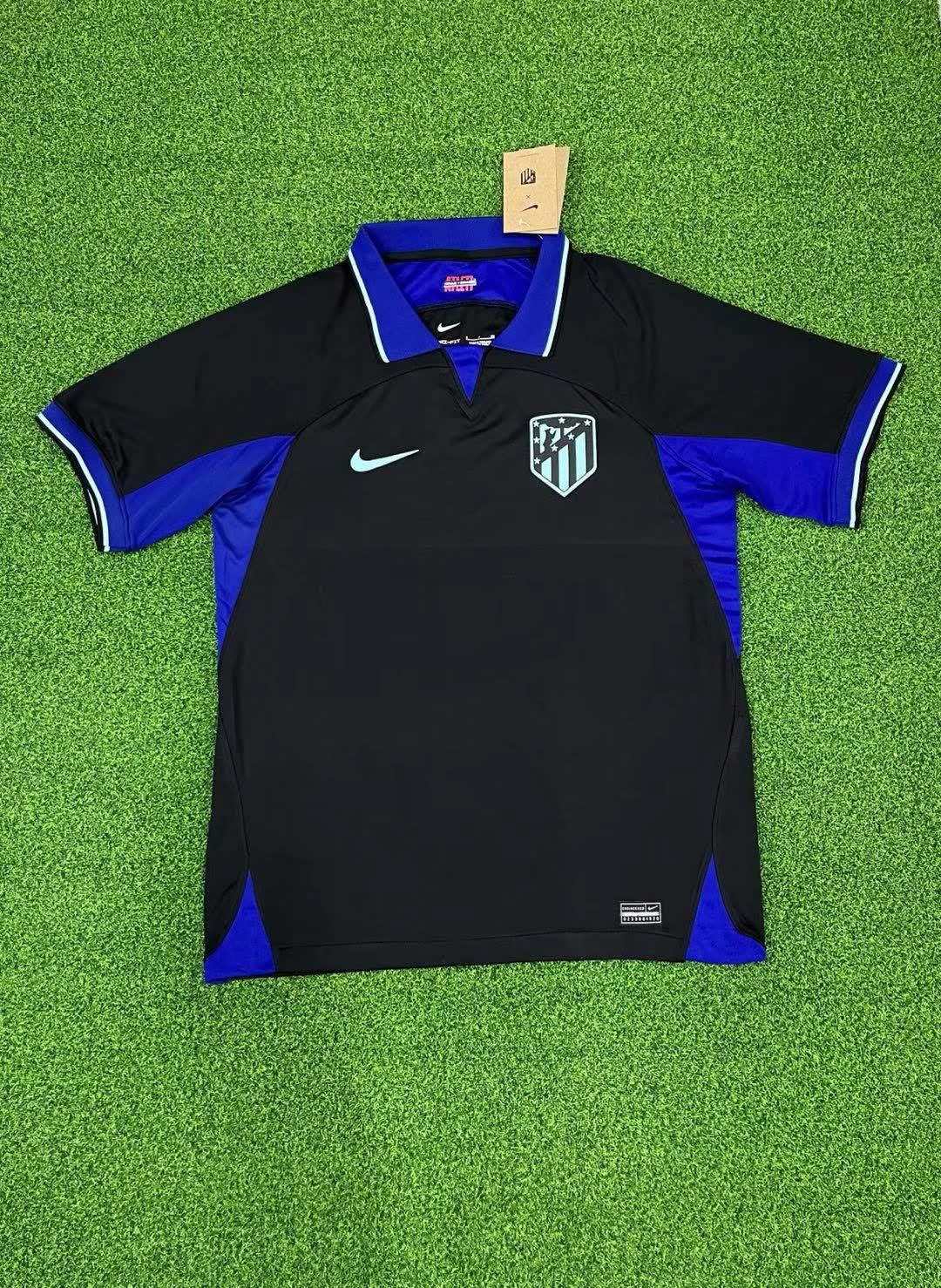 22/23 Atletico Madrid away