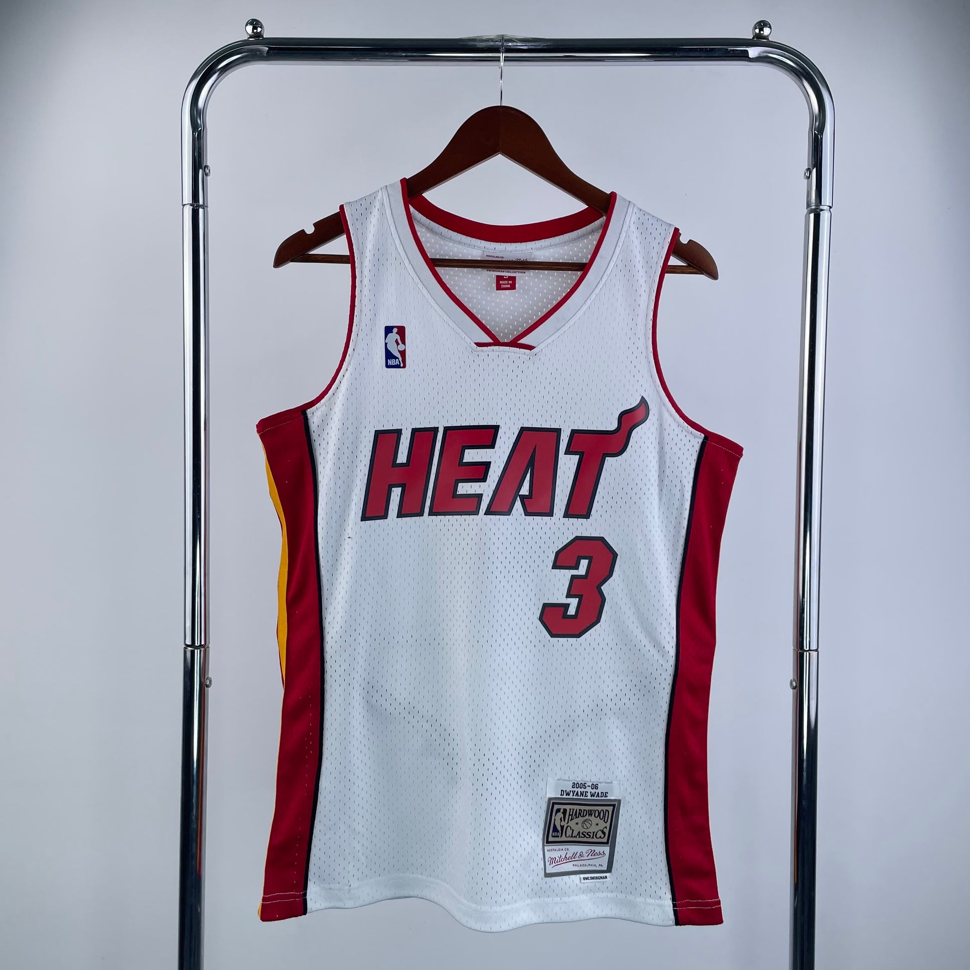 MN Heat Pressed Vintage Jersey: SW Heat 05/06 Season White 3 # Wade