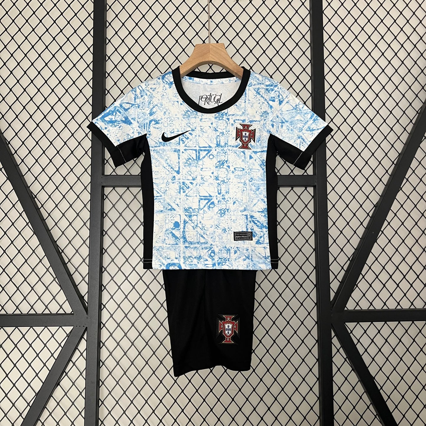 24/25 Kids Portugal away game Size: 16-28
