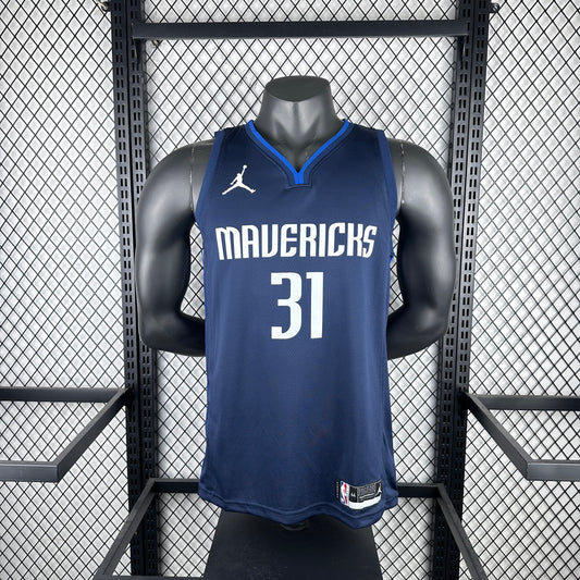 Season 21 Mavericks Flyers Limited Edition 11 # Thompson
