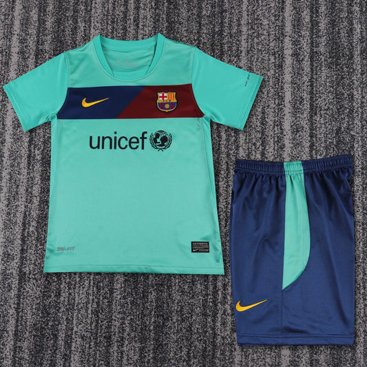 Retro Kids 2010/11 Barcelona away Size: 16-28