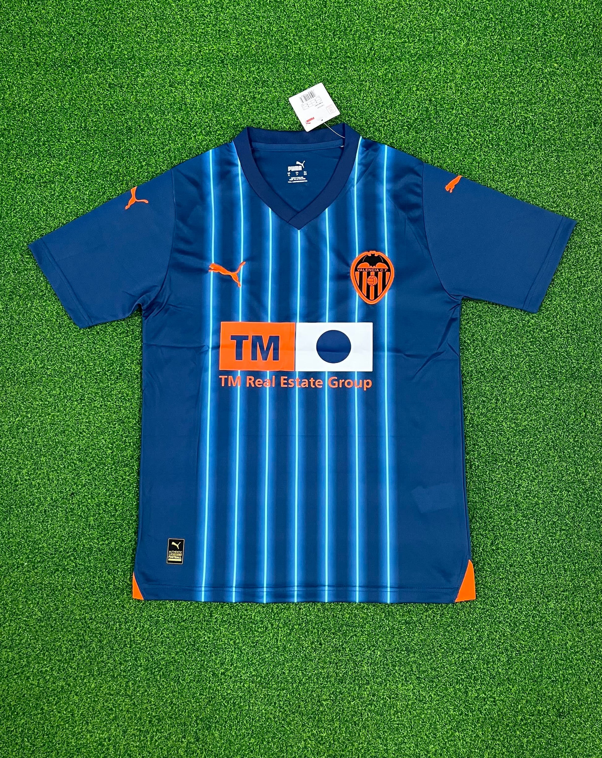 23/24 Valencia away