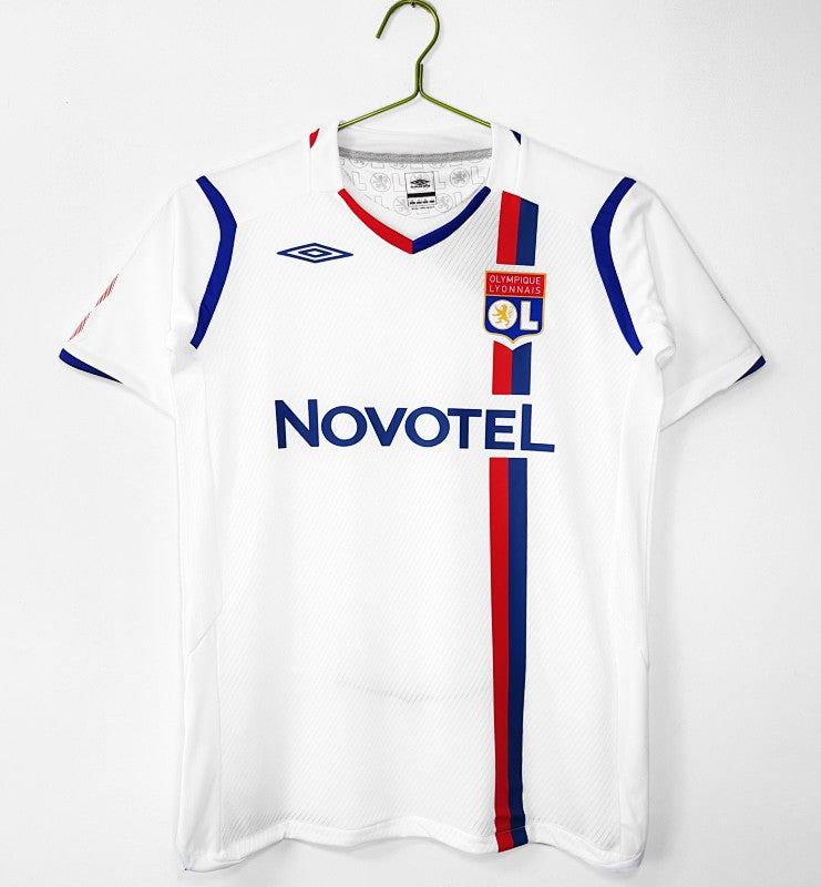 Retro 2008/09 Olympique Lyonnais home S-XXL7