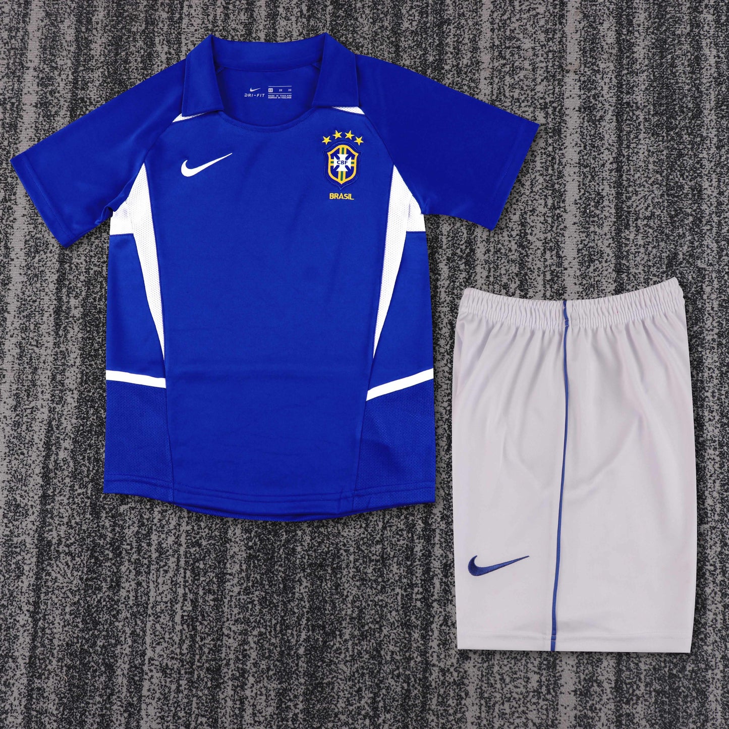 Retro Kids 2002 Brazil away size: 16-28