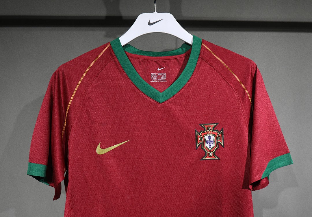 Retro 2006 Portugal Home Player Edition S-3XL8