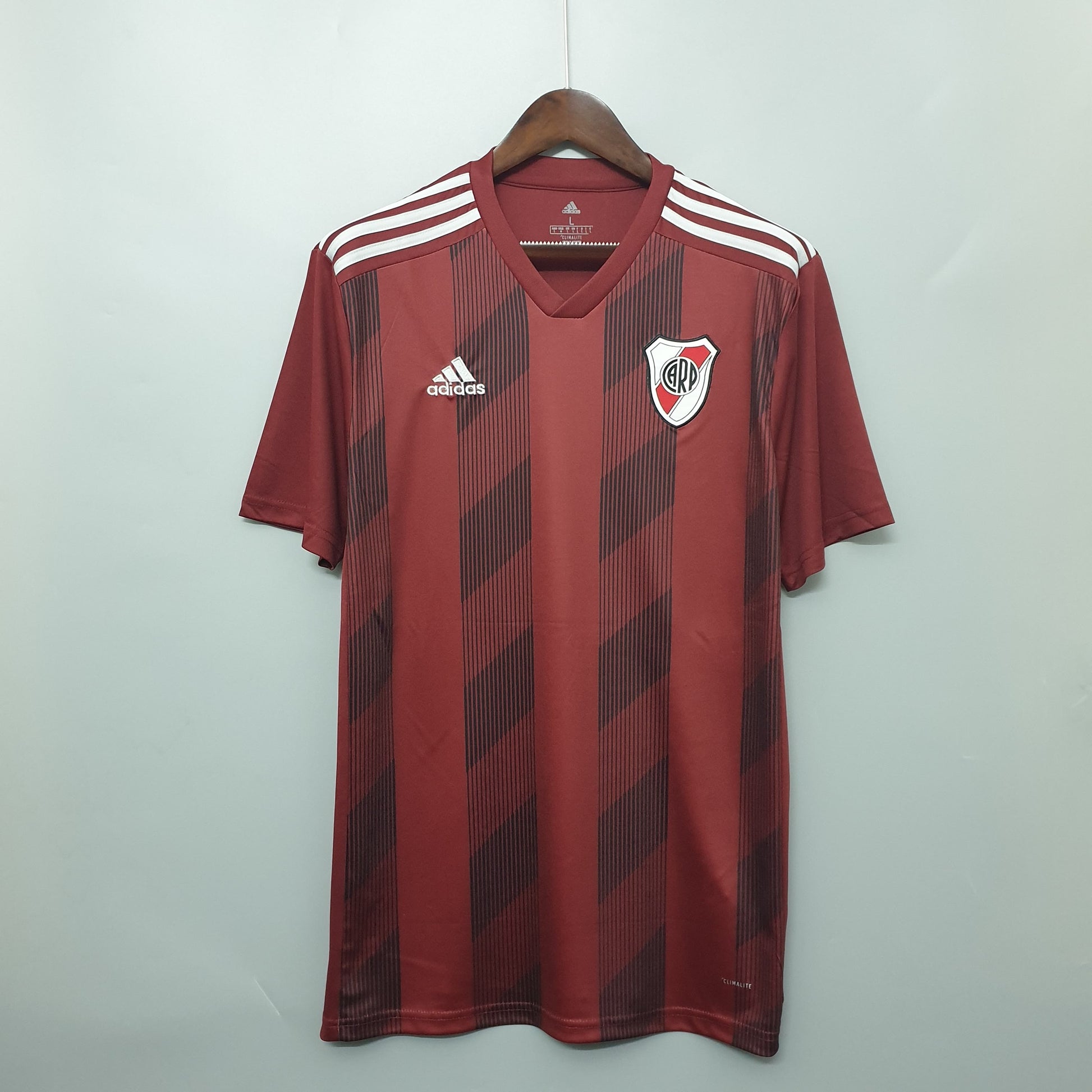 19/20 river bed red away