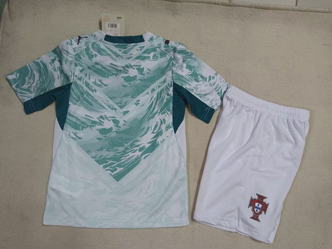 /27 Kids Portugal Away &amp; Size 16-285