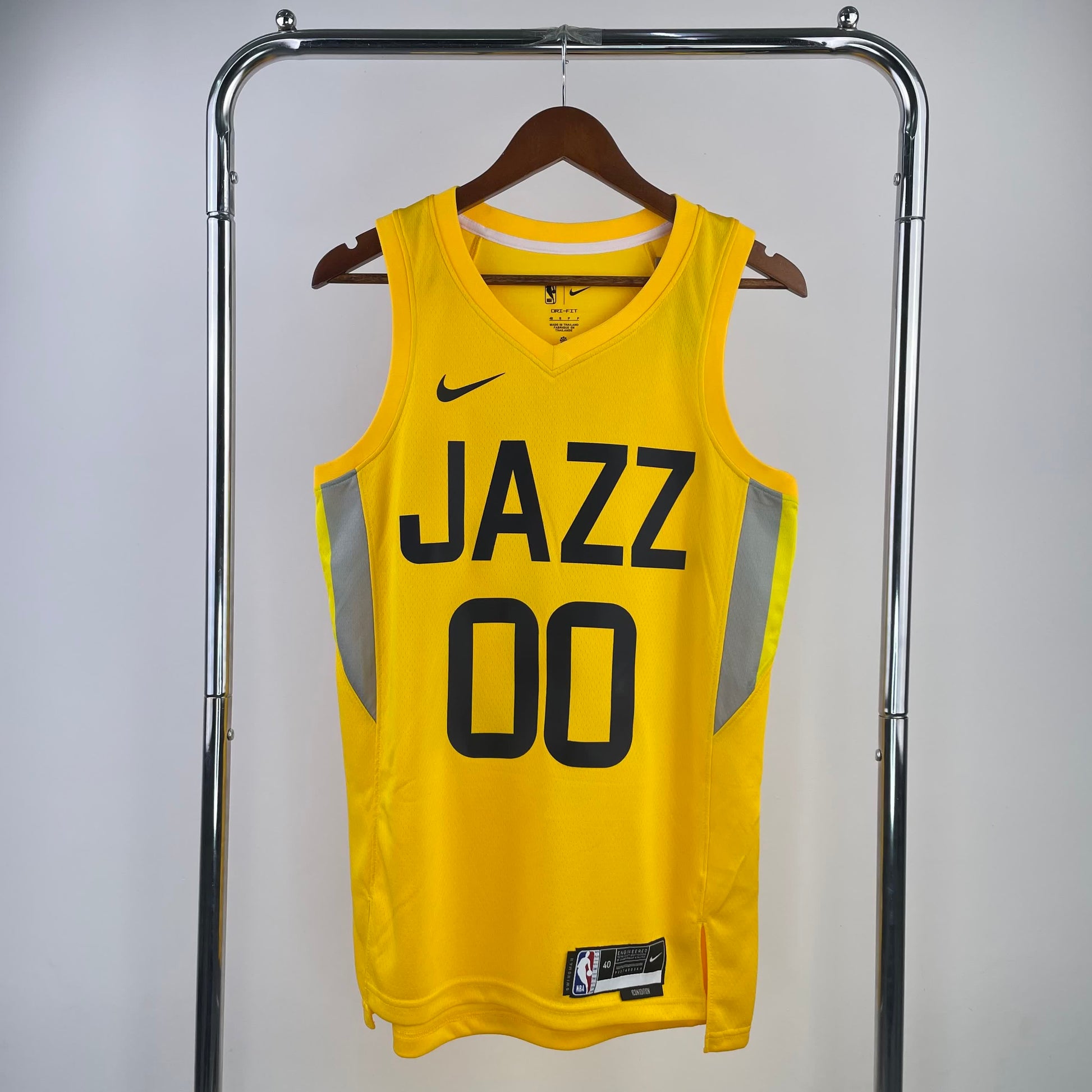 23 Season Jazz away yellow 00 # Clarkson