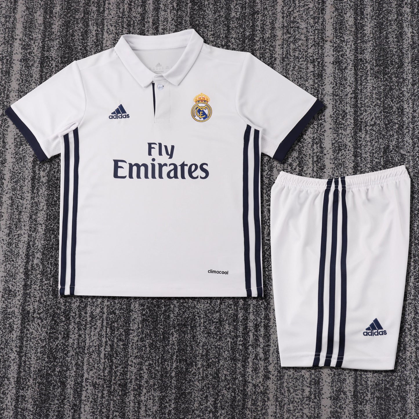 Retro Kids 16/17 Real Madrid home size 16-28