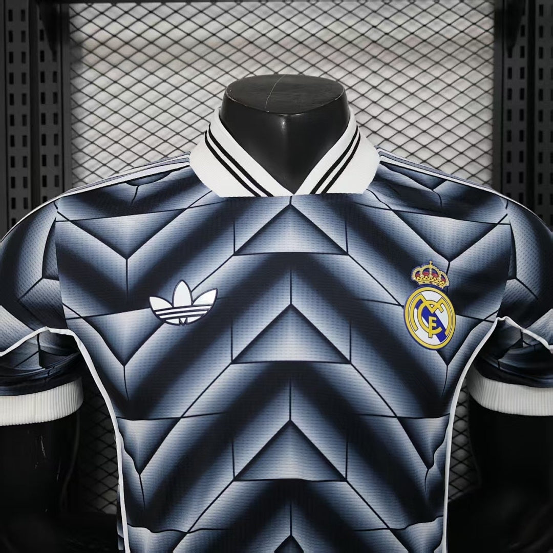 /26 Real Madrid Special Edition Black Player Edition S-XXL5