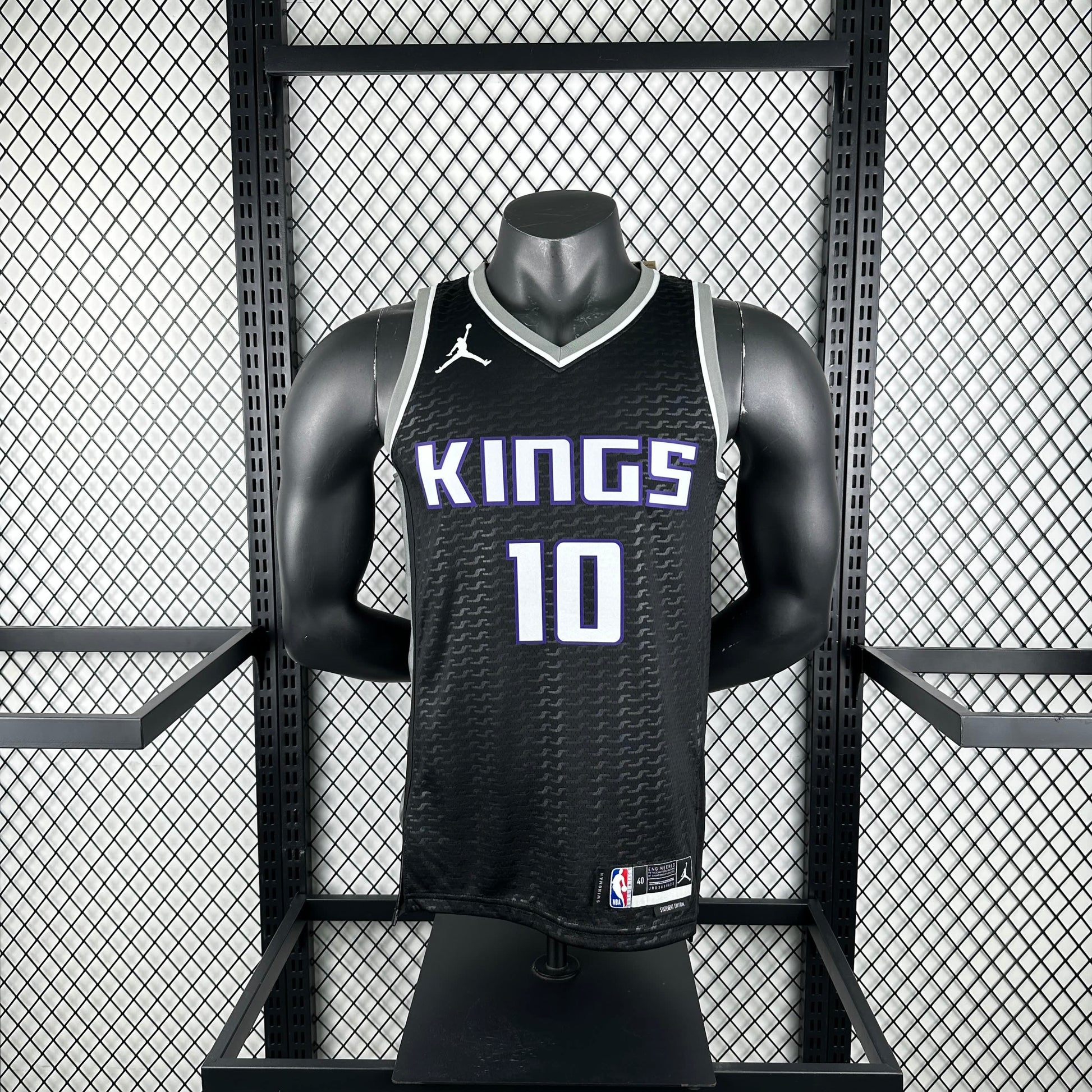 23 season Kings Flyers Limited Edition 10 # DeRozan