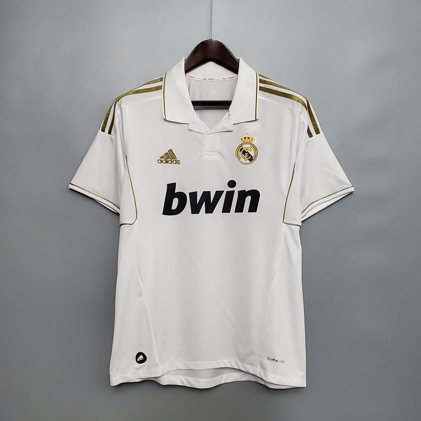 Retro Real Madrid 11/12 home S-XXL